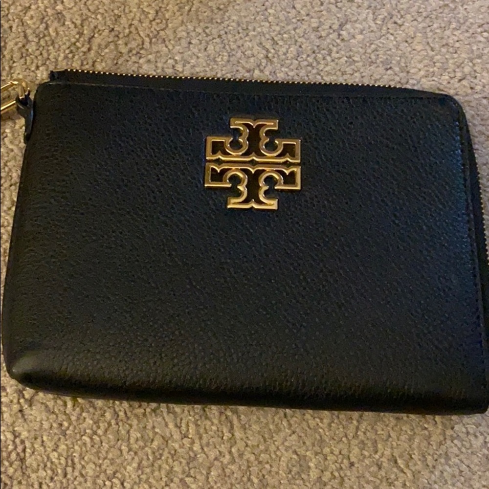 Tory Burch Britton large zip pouch